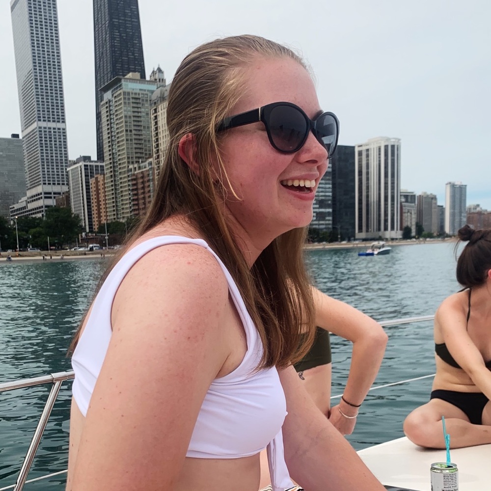 Meet your Posher, Jennifer